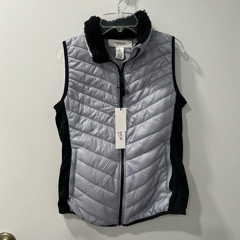Workshop Republic Clothing Gray Puffer Vest, Size small, NWT